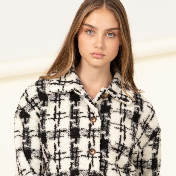 MY STYLE PATTERENED TEDDY CROPPED JACKET - Picture 2 of 6